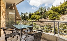 3 Bedroom Apartment In Acropolis Area